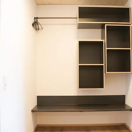 Aparthouse Leonhard *