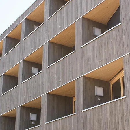 Aparthouse Leonhard *