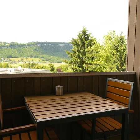 アパート Aparthouse Leonhard